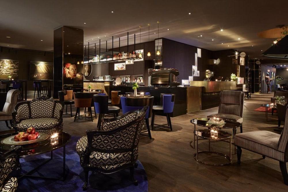 Museum Apartment Hotel, Independent Collection By Evt Wellington Zewnętrze zdjęcie The Lounge at the InterContinental London - The O2